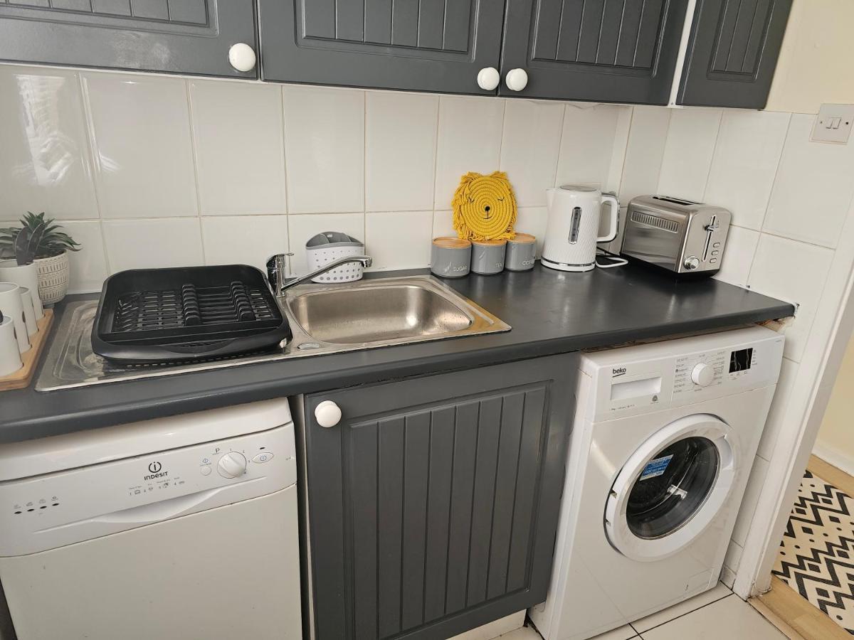 Home In Beckton. Docklands. London City Airport. المظهر الخارجي الصورة